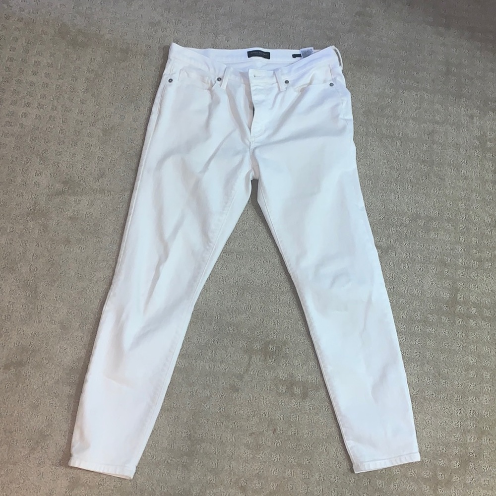 Banana Republic skinny crop white jeans 29